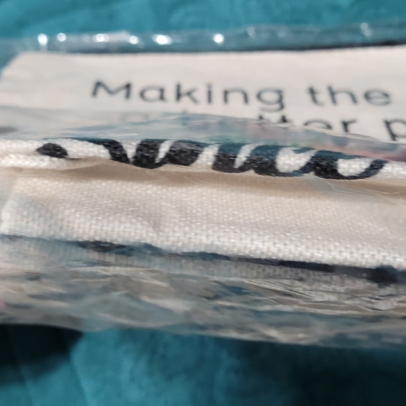 1999 Makeup Bag - woven boutique cosmetic bag - Vintage Rose Print - Picture 2 of 5